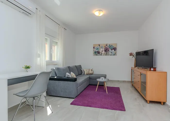 Apartment House Ella Privlaka (Zadar)